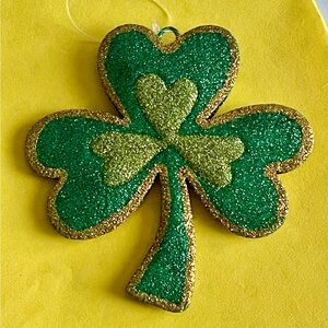 Pier 1 Vintage Green Glitter Clover 🍀 Ornament with Gold accent
